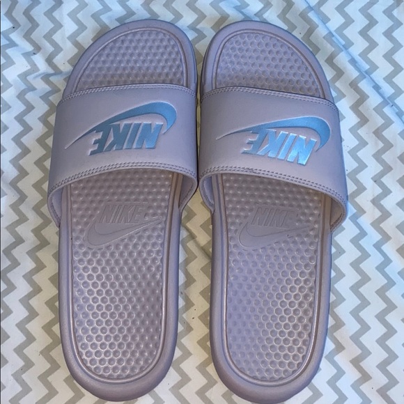 light purple nike slides